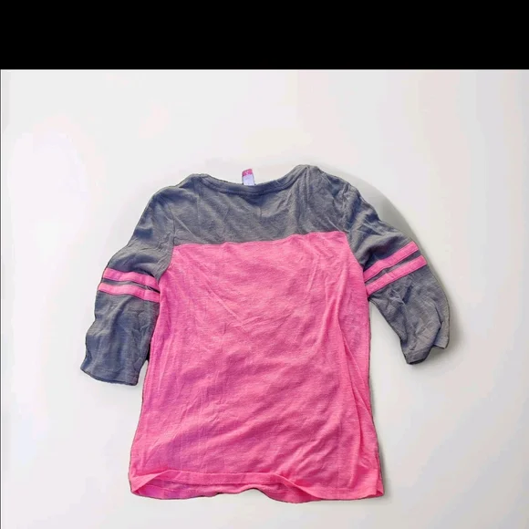 Pink and Gray Shirt with Heart Design - Picture 2 of 3